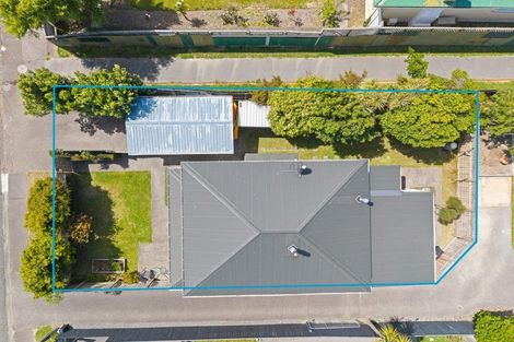 Photo of property in 19 Main Road, Titahi Bay, Porirua, 5022