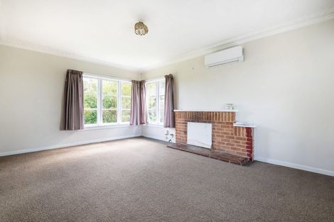 Photo of property in 518 Glenfield Road, Bayview, Auckland, 0629
