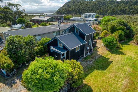 Photo of property in 33 The Strand, Okarito, Whataroa, 7886