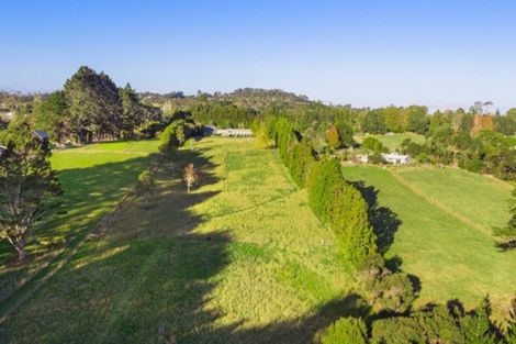 Photo of property in 102 Sanders Road, Paremoremo, Albany, 0793