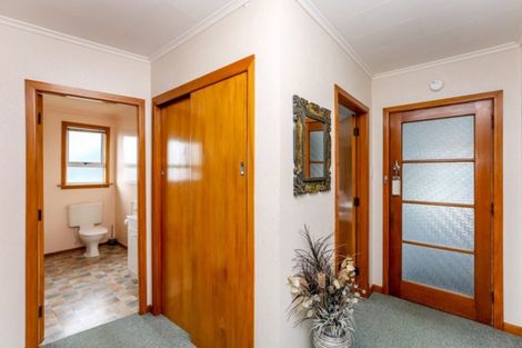 Photo of property in 37b Breakwater Road, Moturoa, New Plymouth, 4310