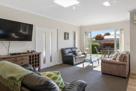 Photo of property in 16a Epsom Road, Sockburn, Christchurch, 8042