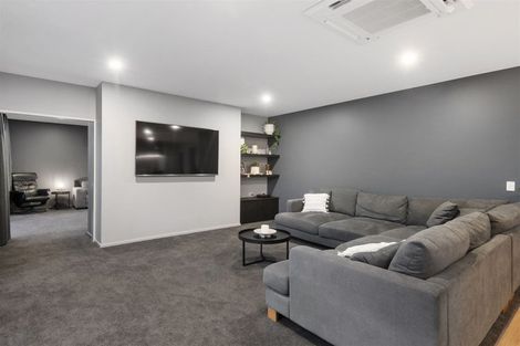 Photo of property in 8 Crawford Close, Amberley, 7410