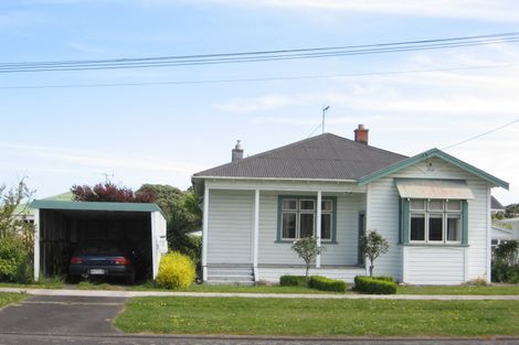 Photo of property in 3 Hurworth Place, College Estate, Whanganui, 4500