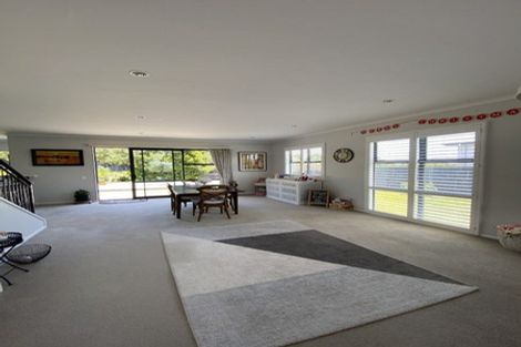 Photo of property in 10 Mauku Lane, Greenhithe, Auckland, 0632