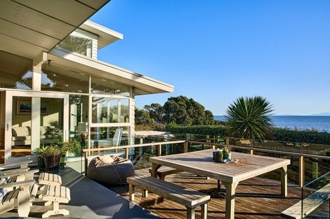 Photo of property in 18 Arawa Street, Raumati Beach, Paraparaumu, 5032