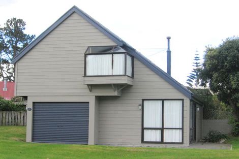 Photo of property in 17 Mountain Vista Place, Pauanui, Hikuai, 3579