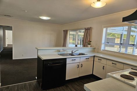 Photo of property in 12 Pentland Place, Highlands Park, New Plymouth, 4312