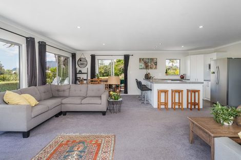 Photo of property in 40 Tairua Palms Place, Tairua, 3508