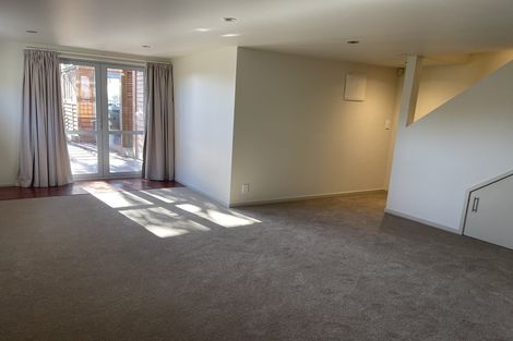 Photo of property in 43 Grassways Avenue, Pakuranga, Auckland, 2010