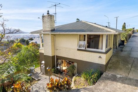 Photo of property in 42 Middleton Road, Kew, Dunedin, 9012