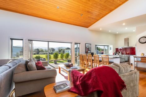 Photo of property in 58 Jack Boyd Drive, Mangawhai Heads, Kaiwaka, 0573