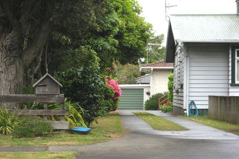 Photo of property in 1/60 Beach Road, Pahurehure, Papakura, 2113