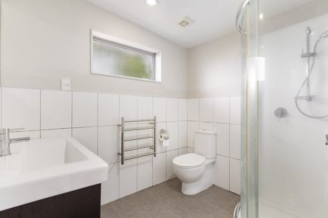 Photo of property in 4/45a Swanson Road, Henderson, Auckland, 0610