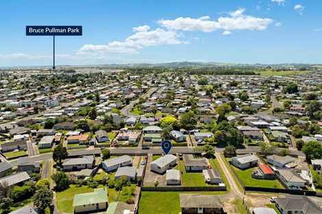 Photo of property in 22 President Avenue, Papakura, 2110
