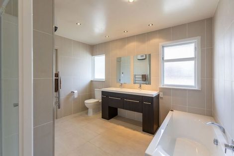 Photo of property in 308 Main North Road, Redwood, Christchurch, 8051