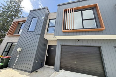 Photo of property in 13f Glendhu Road, Bayview, Auckland, 0629