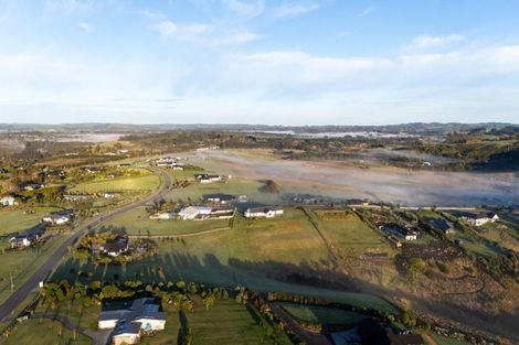 Photo of property in 6 Fernbird Grove, Kerikeri, 0294