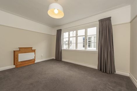 Photo of property in Ionian Flats, 123-125 Brougham Street, Mount Victoria, Wellington, 6011