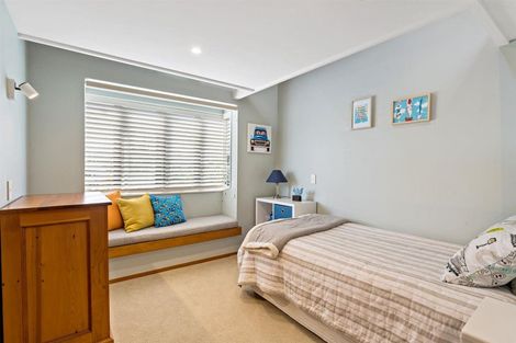 Photo of property in 2/33 Milford Road, Milford, Auckland, 0620
