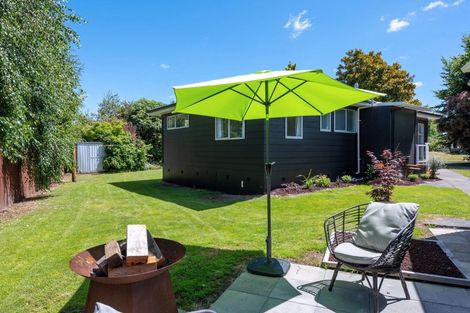 Photo of property in 17 Irwin Place, Kinloch, Taupo, 3377