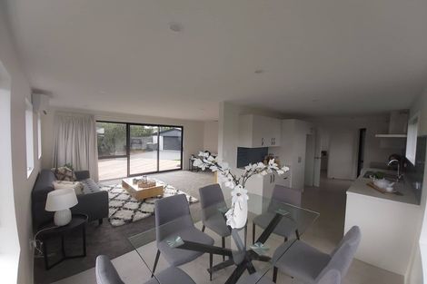 Photo of property in 11 Philomel Street, North New Brighton, Christchurch, 8083