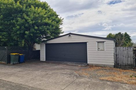 Photo of property in 71 West Harbour Drive, West Harbour, Auckland, 0618