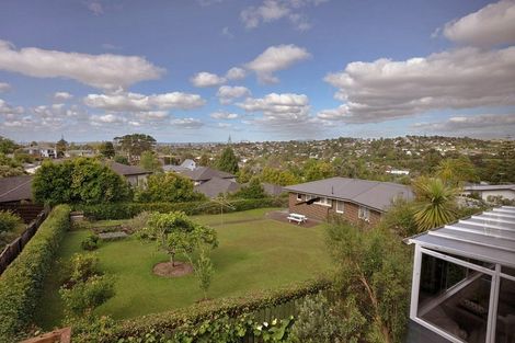 Photo of property in 2/15b Nandana Drive, Glen Eden, Auckland, 0602