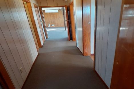 Photo of property in 9 Barrys Road, Glendene, Auckland, 0602