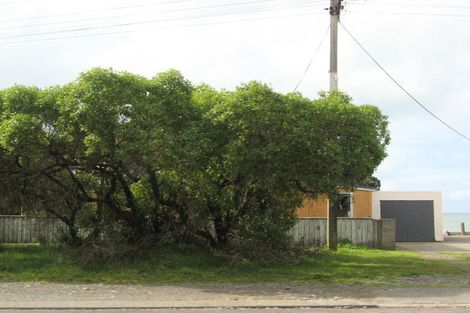 Photo of property in 11 Clifton Road, Haumoana, 4102