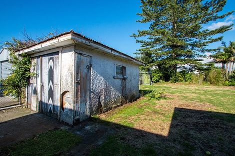 Photo of property in 120 West End Road, Westmere, Auckland, 1022