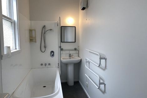 Photo of property in 7 Carrington Street, Mount Cook, Wellington, 6021