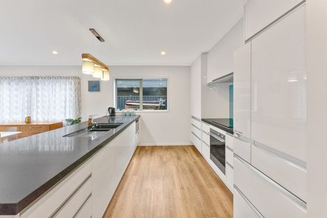 Photo of property in 19 Somerby Mews, Silverstream, Upper Hutt, 5019