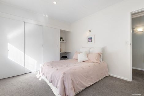 Photo of property in 41a Kinghorne Street, Strathmore Park, Wellington, 6022