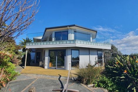 Photo of property in 2 Kauri Drive, Sandspit, Warkworth, 0982