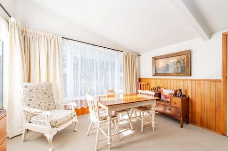 Photo of property in 16 Brook Street, Southbridge, 7602