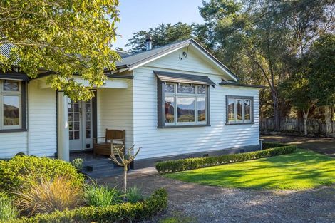 Photo of property in 80616 Masterton Road, Woodville, 4999