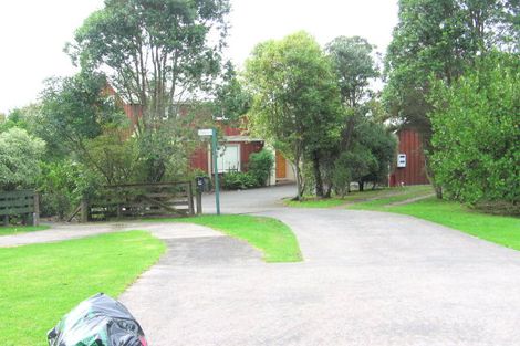 Photo of property in 10 Shiloh Way, Greenhithe, Auckland, 0632