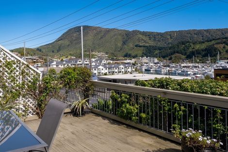 Photo of property in 4p Waikawa Road, Picton, 7220