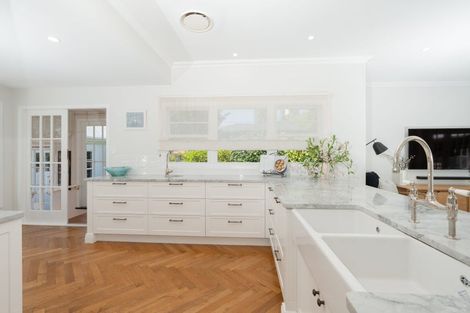 Photo of property in 10 Woodstock Road, Fairfield, Hamilton, 3214