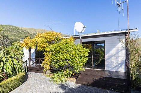 Photo of property in 2/11 Duncan Street, Sumner, Christchurch, 8081