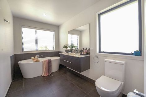 Photo of property in 20 Quartz Lane, Mount Pisa, Cromwell, 9383