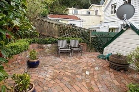Photo of property in 19 Ascot Street, Thorndon, Wellington, 6011