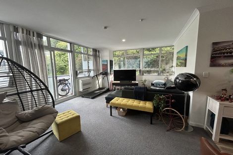 Photo of property in Mclean Towers, 1a/3 Shakespeare Road, Napier South, Napier, 4110