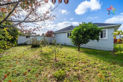 Photo of property in 3 Gibbs Crescent, Wainuiomata, Lower Hutt, 5014