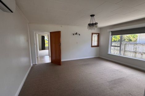 Photo of property in 52 Mays Road, St Albans, Christchurch, 8052