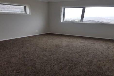 Photo of property in 9a Madeira Close, Whitby, Porirua, 5024