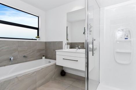 Photo of property in 110 Palm Springs Boulevard, Papamoa Beach, Papamoa, 3118