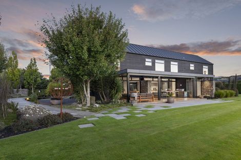 Photo of property in 18 Quarters Place, Halswell, Christchurch, 8025