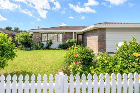 Photo of property in 4/39 Swanson Road, Henderson, Auckland, 0610
